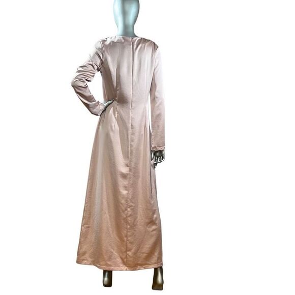 NWT SOALLURE Satin Blush Long Trapeze Dress (004) - Picture 8 of 16